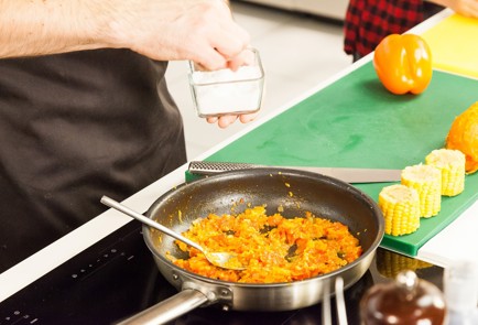 Фото шага рецепта Энчилада с зерновым творогом и курицей 93970 шаг 3  