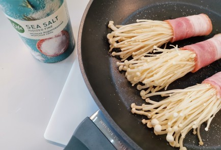 Фото шага рецепта Эноки 189827 шаг 5  