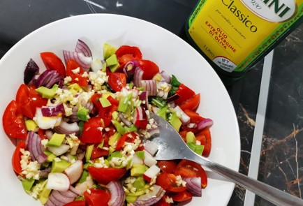 Фото шага рецепта Европейский салат 173578 шаг 10  