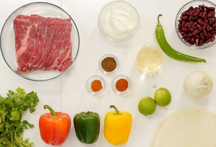 Фото шага рецепта Мексиканская закуска фахита 104263 шаг 1  