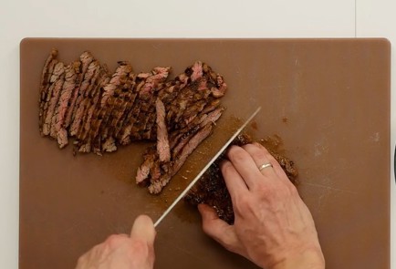 Фото шага рецепта Мексиканская закуска фахита 104263 шаг 5  