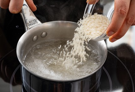 Фото шага рецепта Фаршированная капуста с соусом бешамель 188905 шаг 5  