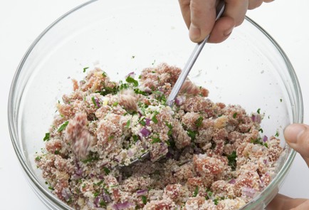 Фото шага рецепта Фаршированные ножки цесарки 27282 шаг 2  