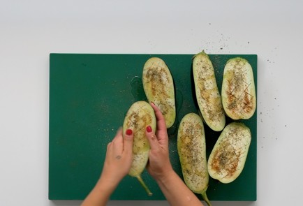 Фото шага рецепта Фаршированные баклажаны 151311 шаг 2  