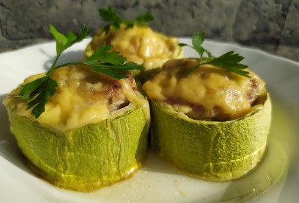 Фото шага рецепта Фаршированные кабачки под сыром 189160 шаг 10  