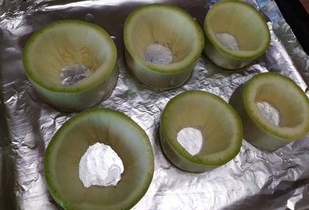 Фото шага рецепта Фаршированные кабачки под сыром 189160 шаг 5  