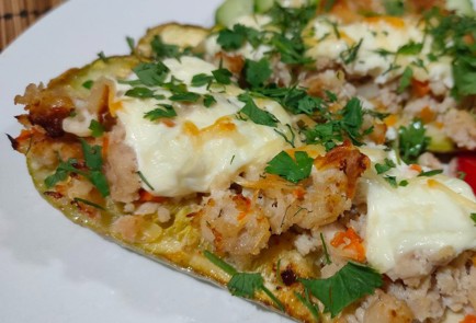 Фото шага рецепта Фаршированные кабачки в духовке 190232 шаг 18  