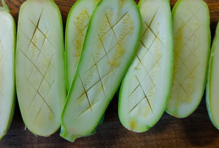 Фото шага рецепта Фаршированные кабачки в духовке 190232 шаг 3  