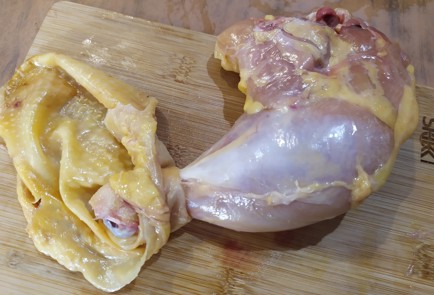 Фото шага рецепта Фаршированные окорочка 190090 шаг 1  