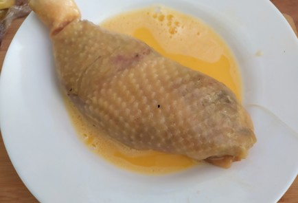 Фото шага рецепта Фаршированные окорочка 190090 шаг 11  