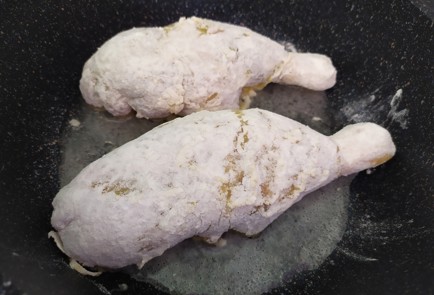 Фото шага рецепта Фаршированные окорочка 190090 шаг 13  