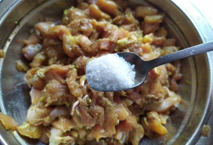 Фото шага рецепта Фаршированные окорочка 190090 шаг 4  