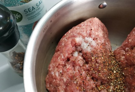 Фото шага рецепта Фаршированные перцы с фаршем 190475 шаг 3  