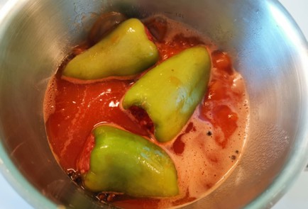 Фото шага рецепта Фаршированные перцы с томатной пастой 190606 шаг 8  