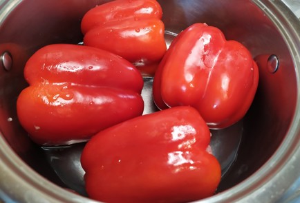 Фото шага рецепта Фаршированные перцы в томатном соусе 189081 шаг 9  