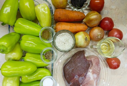 Фото шага рецепта Фаршированные перцы 186969 шаг 1  