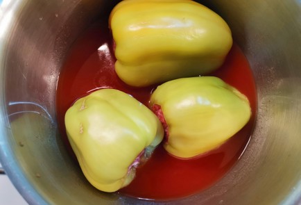 Фото шага рецепта Фаршированные перцы 190254 шаг 9  