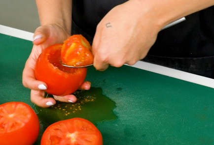 Фото шага рецепта Фаршированные помидоры 151273 шаг 3  