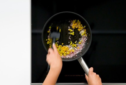 Фото шага рецепта Фаршированные помидоры 151273 шаг 6  