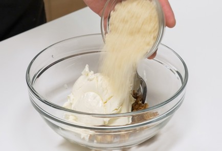 Фото шага рецепта Фаршированные шампиньоны 140199 шаг 7  