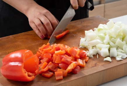 Фото шага рецепта Фасоль с овощами на зиму 174106 шаг 2  