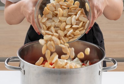 Фото шага рецепта Фасоль с овощами на зиму 174106 шаг 5  