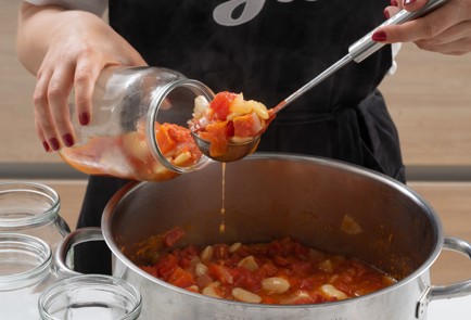 Фото шага рецепта Фасоль с овощами на зиму 174106 шаг 9  