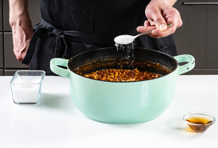 Фото шага рецепта Фасоль в духовке побостонски 191576 шаг 9  