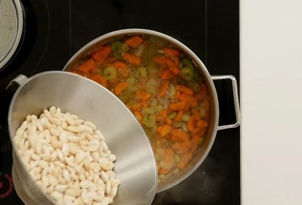 Фото шага рецепта Греческий фасолевый суп фасолада 114690 шаг 6