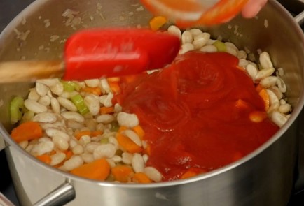Фото шага рецепта Греческий фасолевый суп фасолада 114690 шаг 7