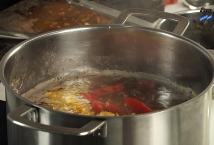 Фото шага рецепта Фасолевый суп с копченостями 125803 шаг 3  