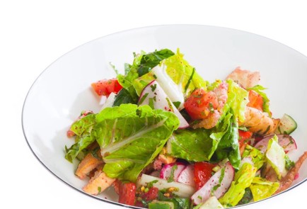 Фото шага рецепта Левантийский салат фаттуш 50259 шаг 11