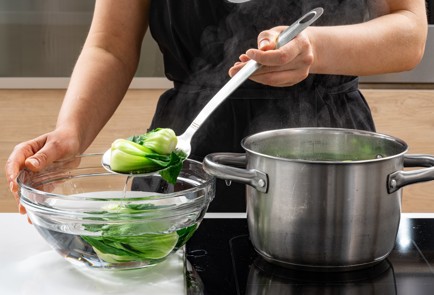 Фото шага рецепта Файеркрекерчикен 186413 шаг 8  