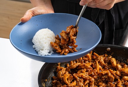 Фото шага рецепта Файеркрекерчикен 186413 шаг 9  