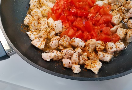 Фото шага рецепта Фетучини с курицей 188779 шаг 6