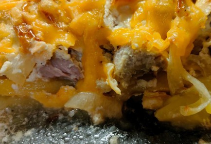 Фото шага рецепта Бедро индейки в духовке с картошкой 190608 шаг 22  