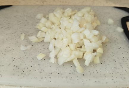 Фото шага рецепта Филе индейки на сковороде с куркумой и сливками 190812 шаг 1  