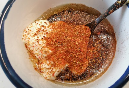 Фото шага рецепта Филе куриного бедра в рукаве 186548 шаг 4