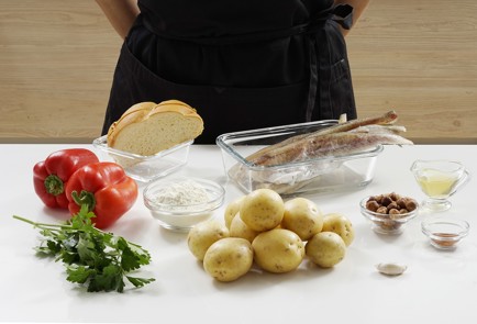 Фото шага рецепта Филе минтая с ореховым соусом 152997 шаг 1  