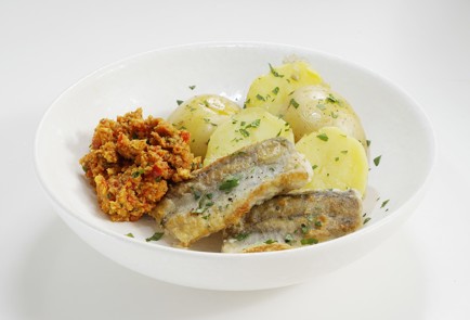 Фото шага рецепта Филе минтая с ореховым соусом 152997 шаг 12  