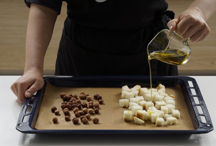 Фото шага рецепта Филе минтая с ореховым соусом 152997 шаг 3  