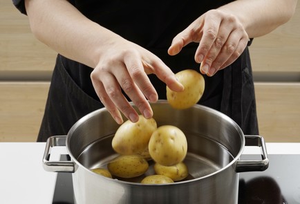 Фото шага рецепта Филе минтая с ореховым соусом 152997 шаг 8  