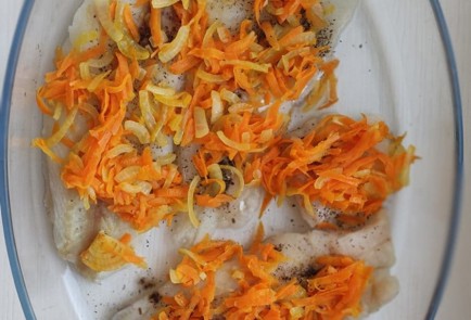 Фото шага рецепта Филе трески с цветной капустой 174540 шаг 7