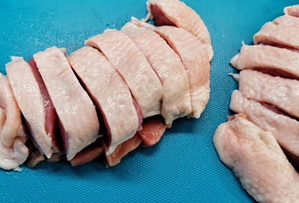 Фото шага рецепта Филе утиной грудки в пряноостром маринаде 151495 шаг 2  