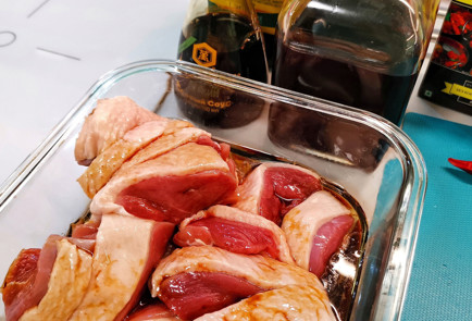 Фото шага рецепта Филе утиной грудки в пряноостром маринаде 151495 шаг 5  