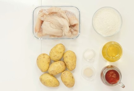 Фото шага рецепта Фишэндчипс в пивном кляре 81319 шаг 1  