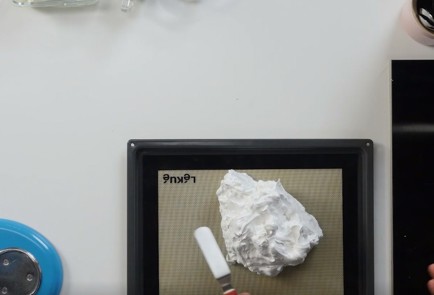 Фото шага рецепта Фисташковый рулет с малиной 137700 шаг 2  