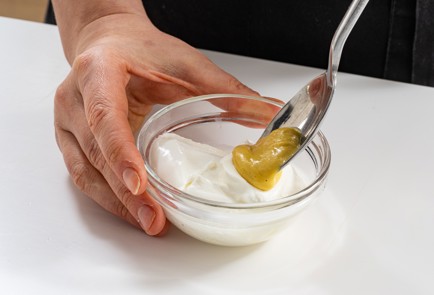 Фото шага рецепта Форшмак из печени трески 175750 шаг 8  