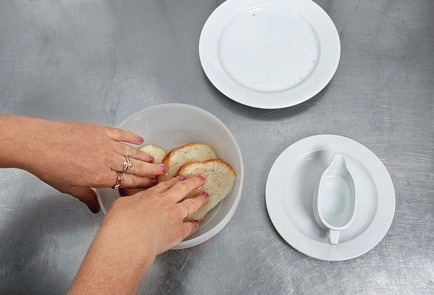 Фото шага рецепта Форшмак с мацой 26308 шаг 1  