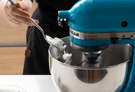 Фото шага рецепта Французская меренга 140115 шаг 2  